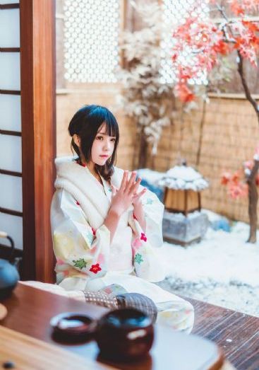 护士夜班被两个医生